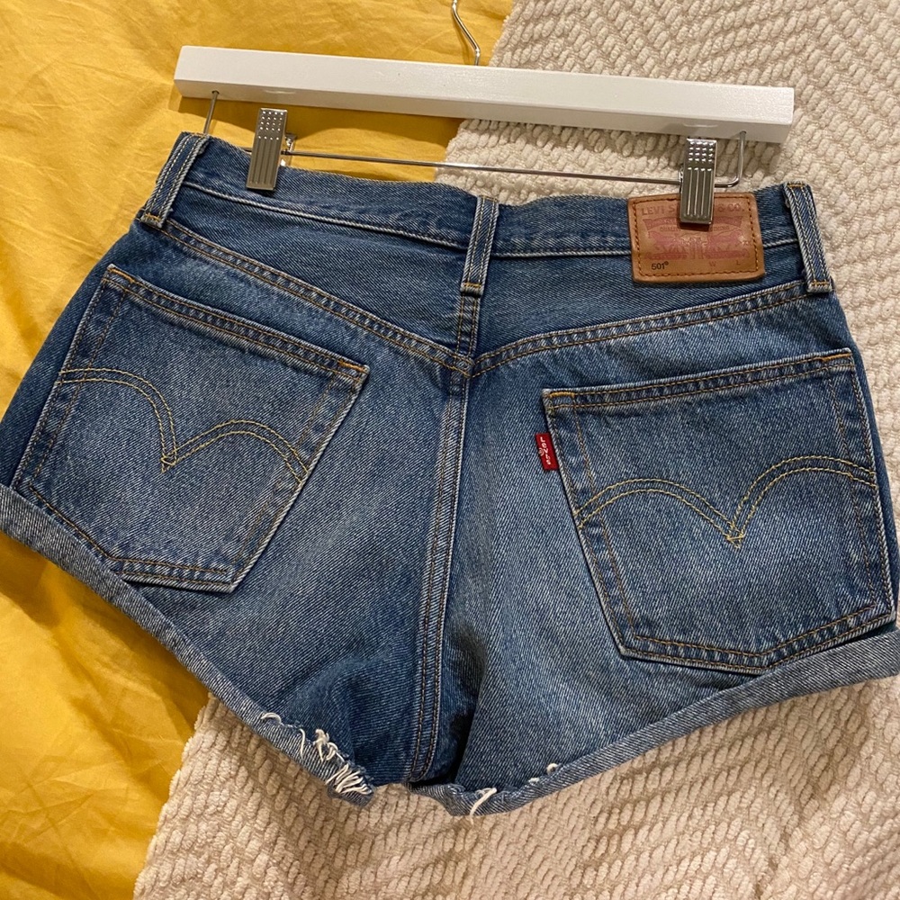 Levi's 501 High Rise Shorts Sz 26